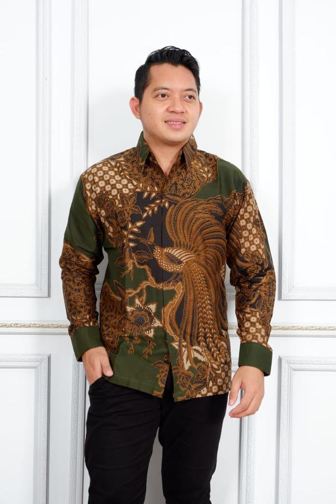 cover-CENDRAWASIH IJO Kemeja Batik Pria Solo Lengan Panjang Lapis Furing BY BATIKSOLOAMANAH-1