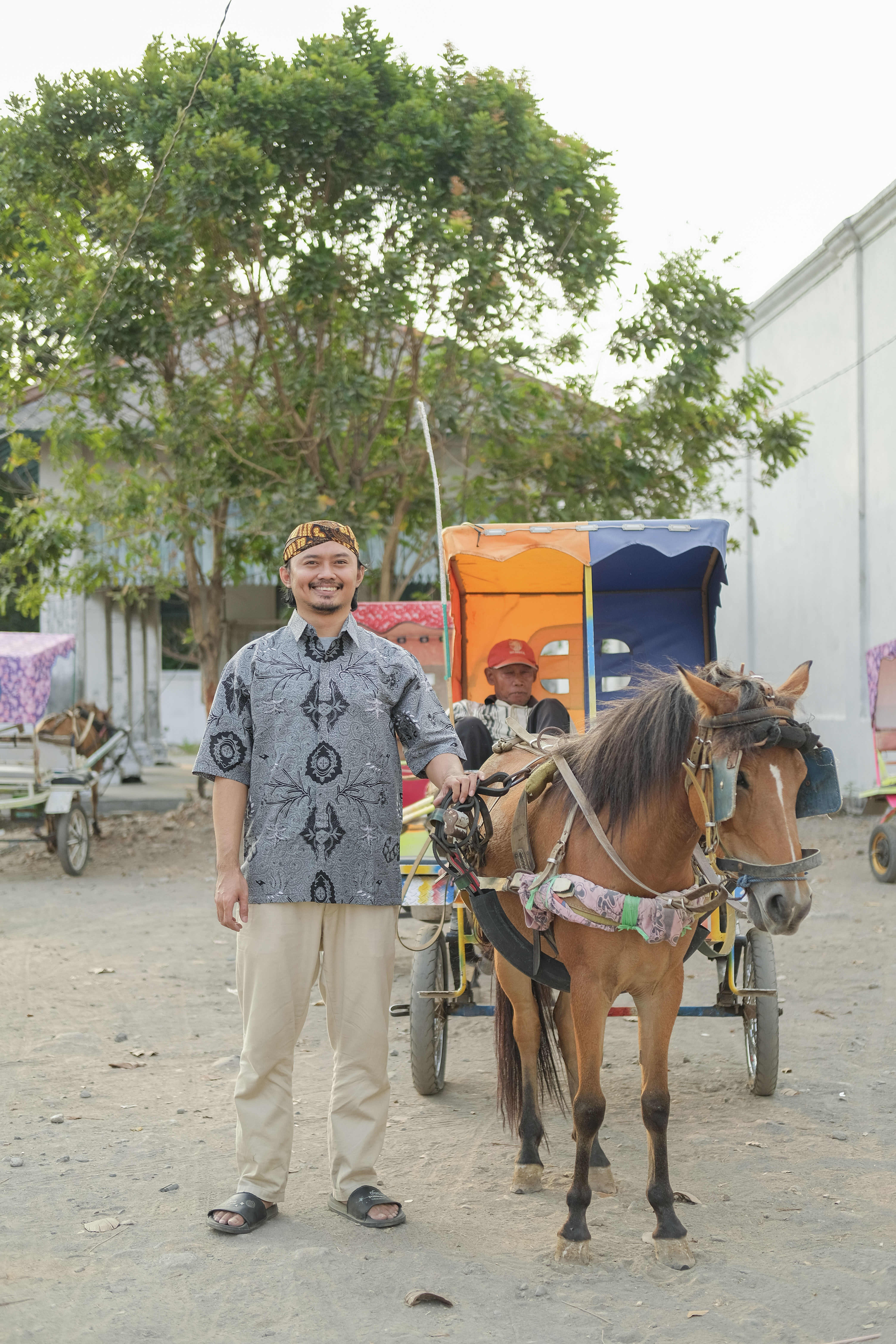 cover-WAHYU TUMURUN LAWASAN Kemeja Batik Pria Solo Lengan Pendek Lapis Furing BY Mbahblangkonsolo-1