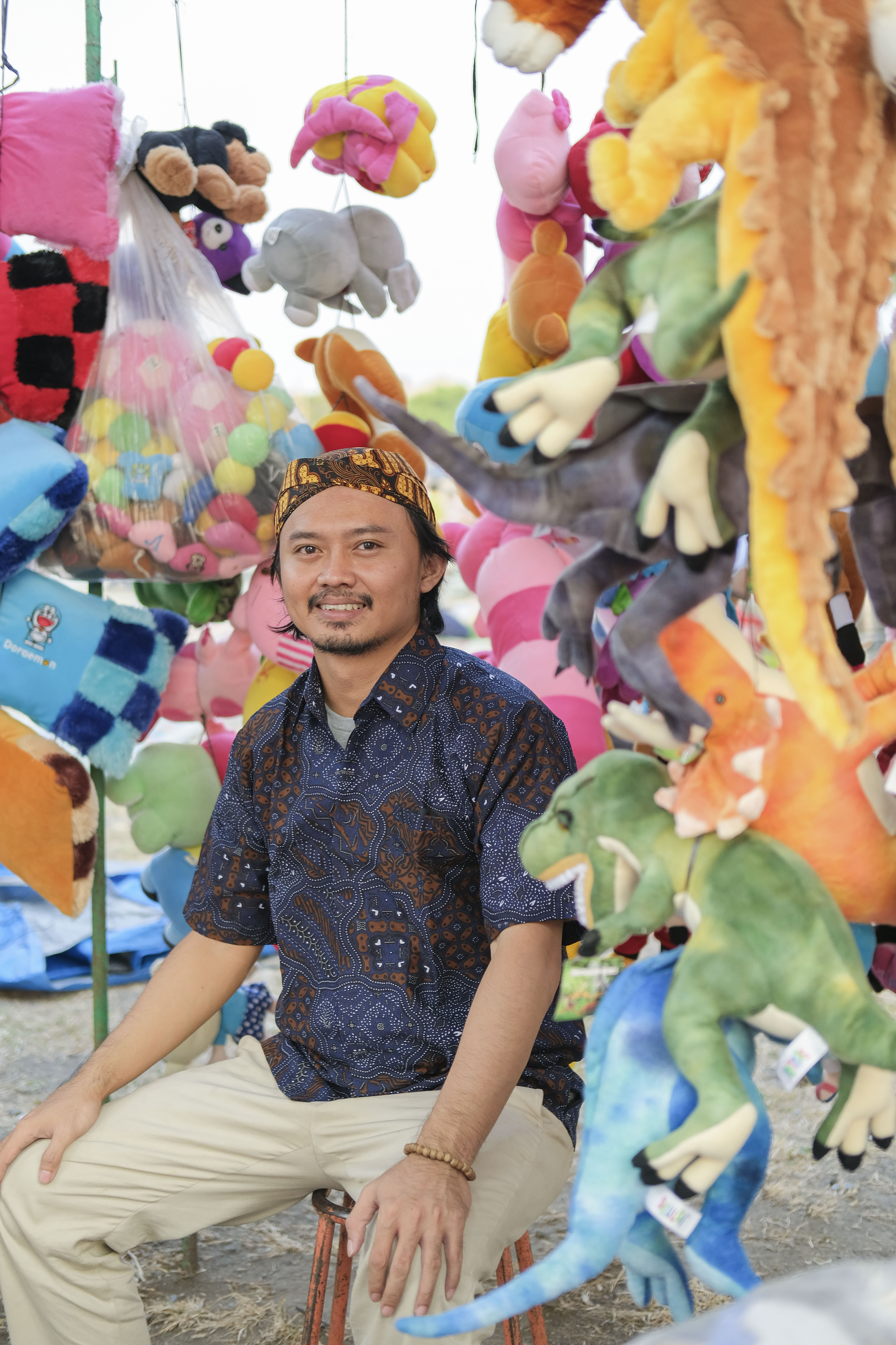 img-DEWAWANGSA NAVY Kemeja Batik Pria Solo Lengan Pendek Lapis Furing BY Mbahblangkonsolo-3