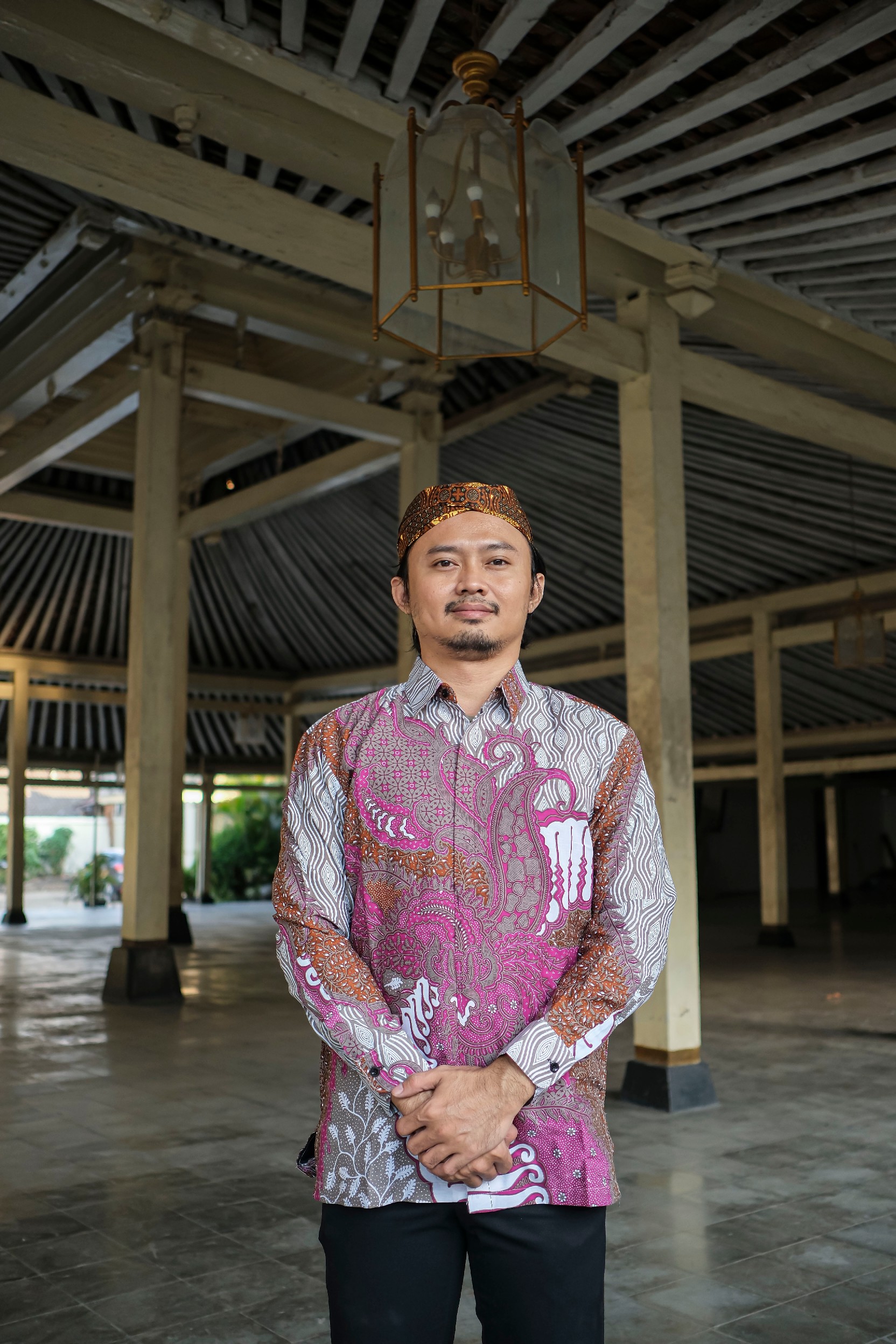 cover-KRESNA PINK Kemeja Batik Pria Solo Lengan Panjang Lapis Furing BY Mbahblangkonsolo-1