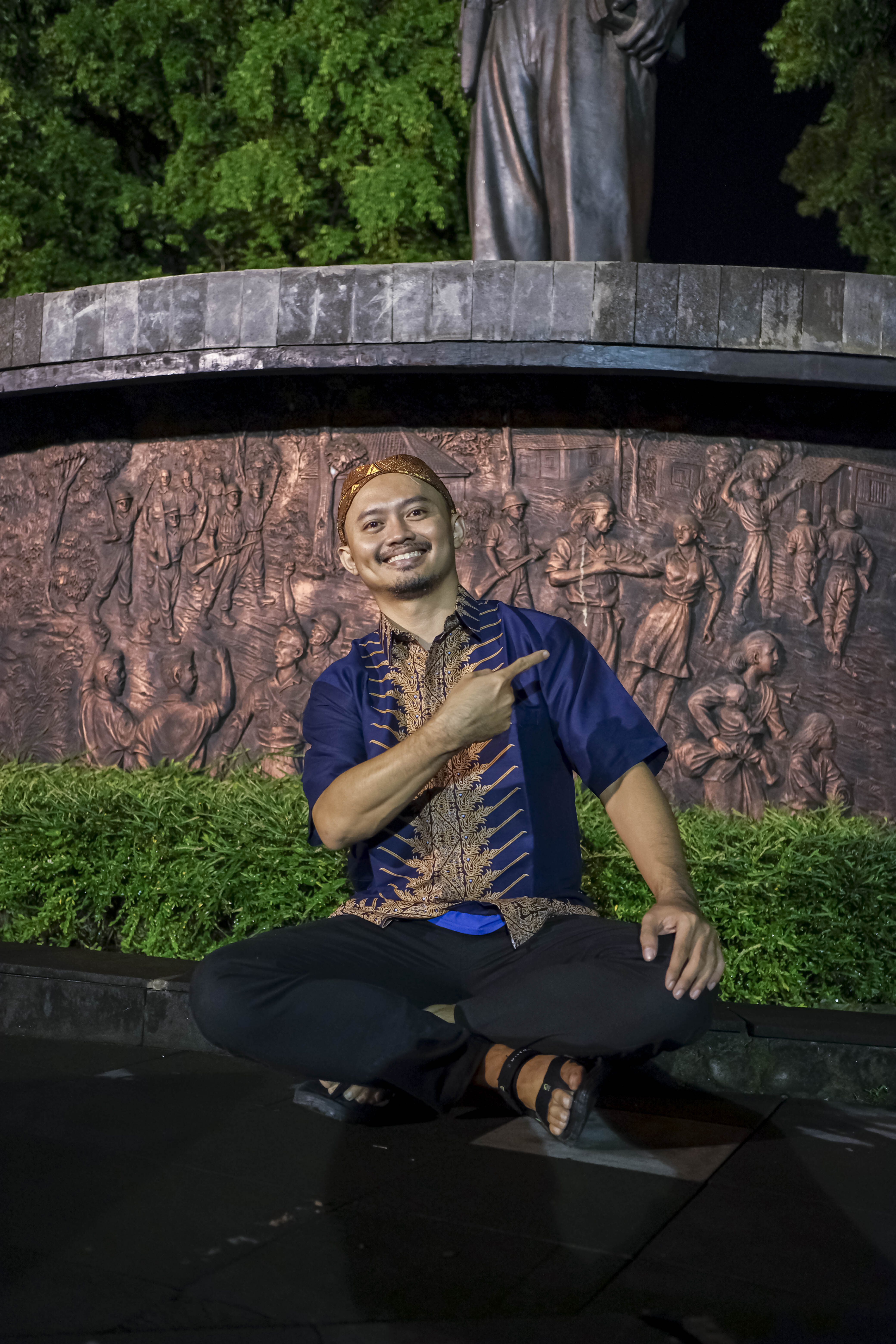 cover-MODANG NAVY Kemeja Batik Pria Solo Lengan Pendek Lapis Furing BY Mbahblangkonsolo-1