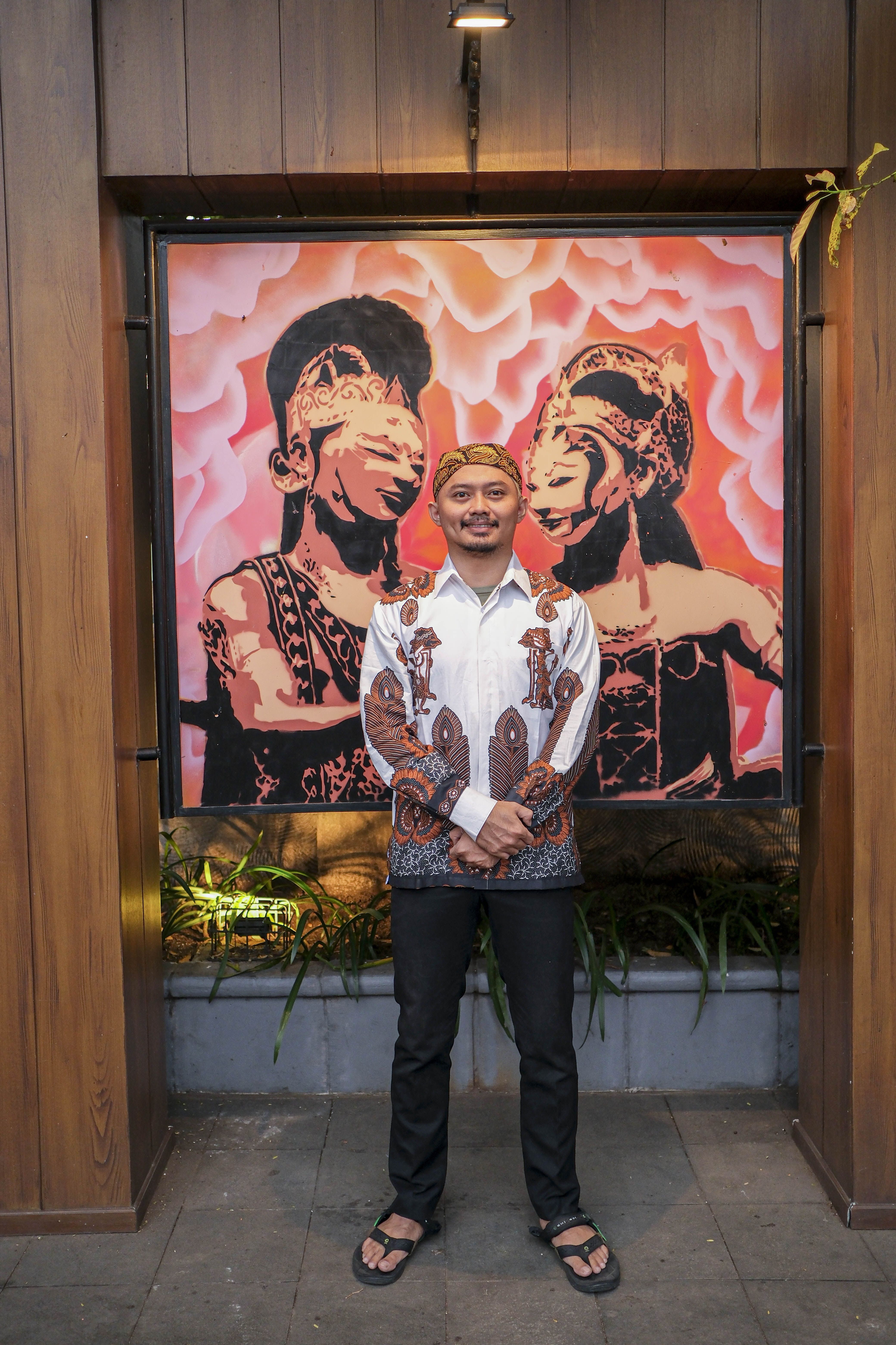 img-PANDAWA PUTIH Kemeja Batik Pria Solo Lengan Panjang Lapis Furing BY Mbahblangkonsolo-2