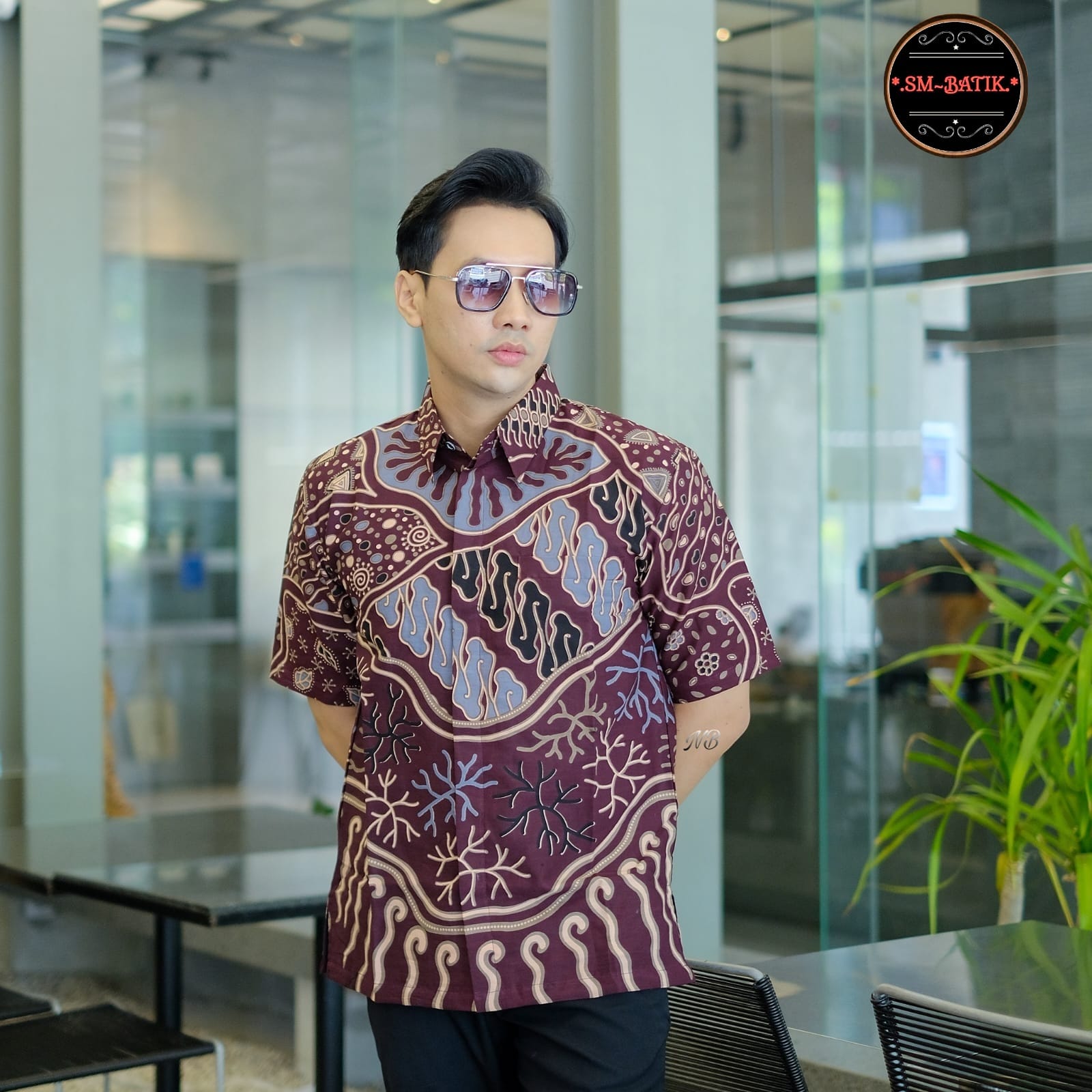 cover-HAYATI Kemeja Batik Pria Solo Lengan Pendek Lapis Furing BY SM-1