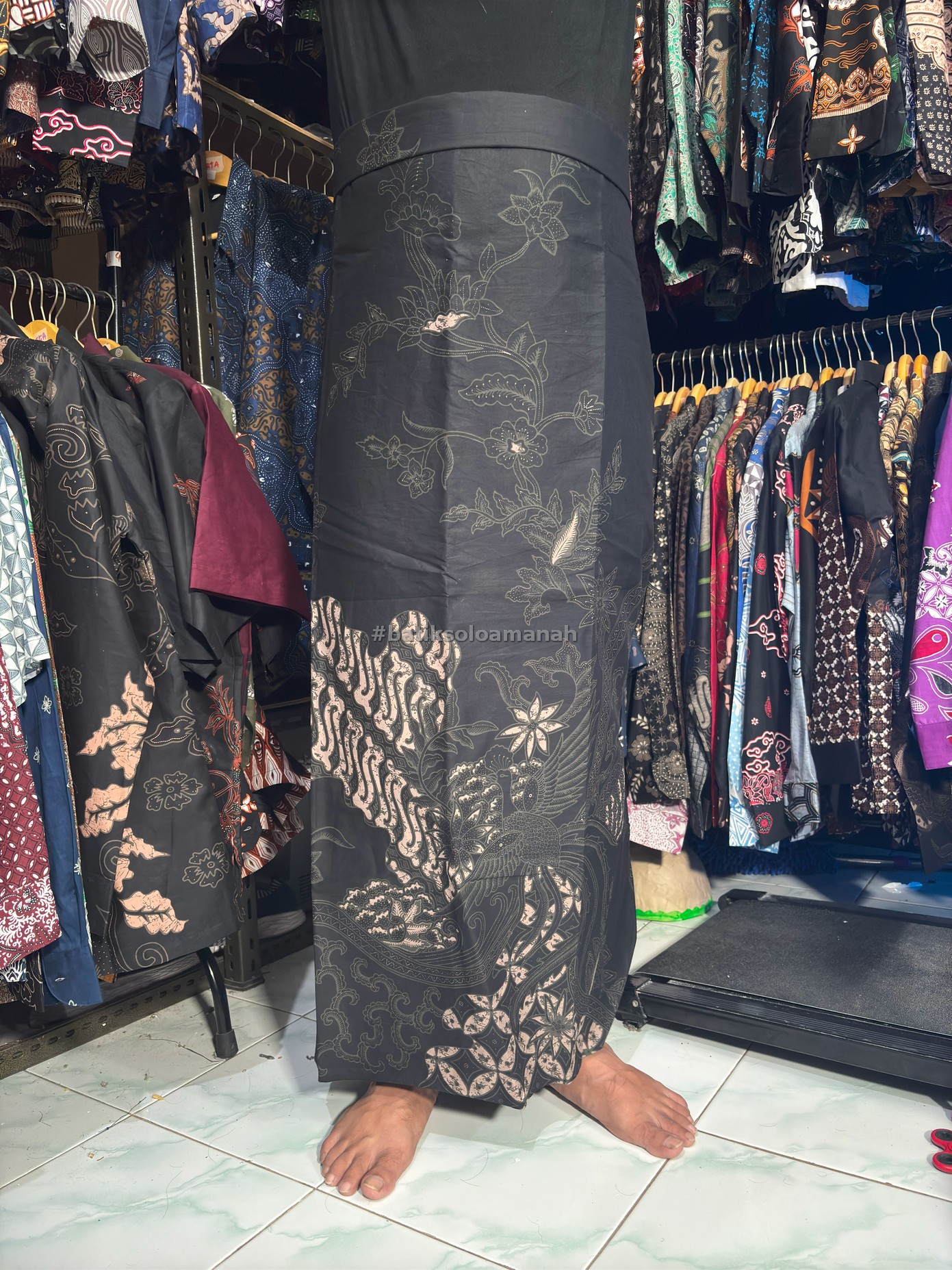cover-SARUNG BATIK SOLO PARANG LASEM KATUN HALUS PREMIUM MODERN BY BATIKSOLOAMANAH-1
