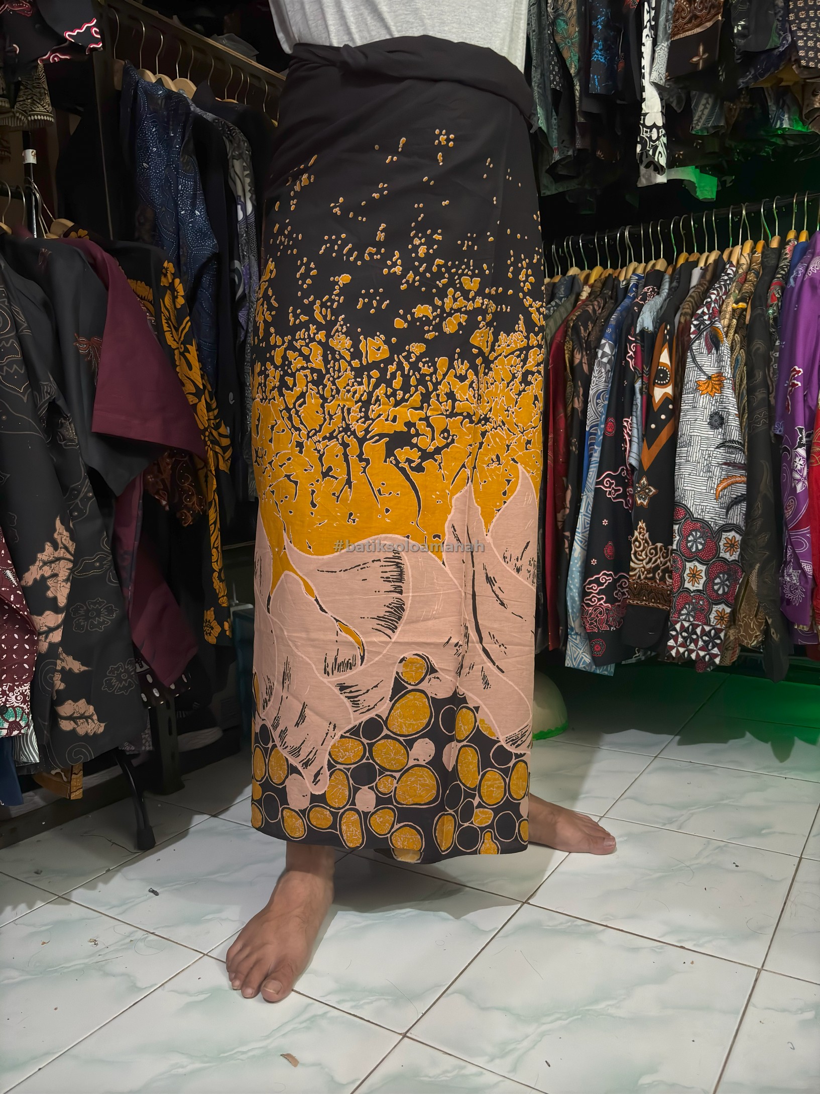 img-SARUNG BATIK SOLO KALIJAGA KATUN HALUS PREMIUM MODERN BATIKSOLOAMANAH-2