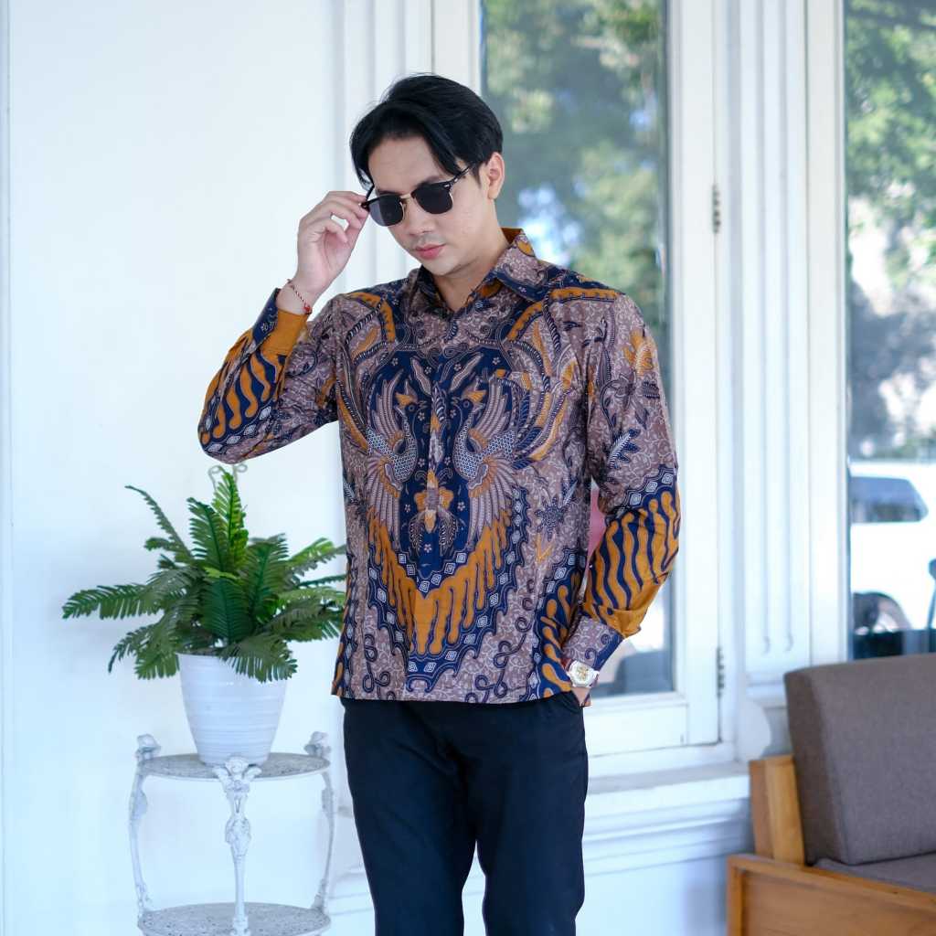 cover-PEKSI JAYANEGARA ORANGE Kemeja Batik Pria Solo Lengan Panjang Lapis Furing By BATIKSOLOAMANAH-1