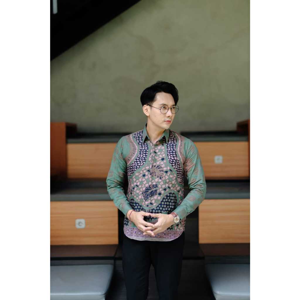 cover-DAUN ABSTRAK IJO Kemeja Batik Pria Solo Lengan Panjang Lapis Furing By BATIKSOLOAMANAH-1