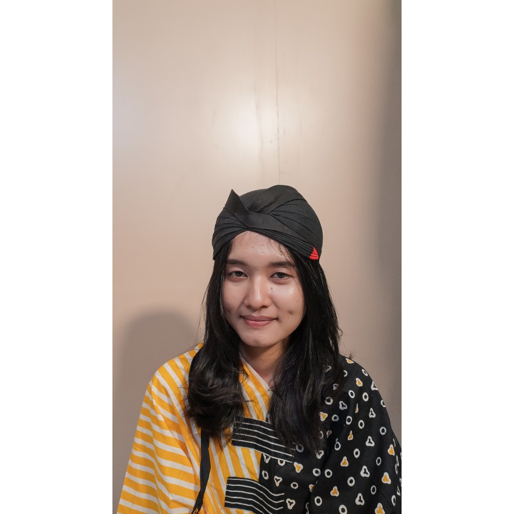 cover-BLANGKON JOGJA HITAM POLOS LEREK MERAH BATIKSOLOAMANAH JOGJA DEWASA SLIWIR-1