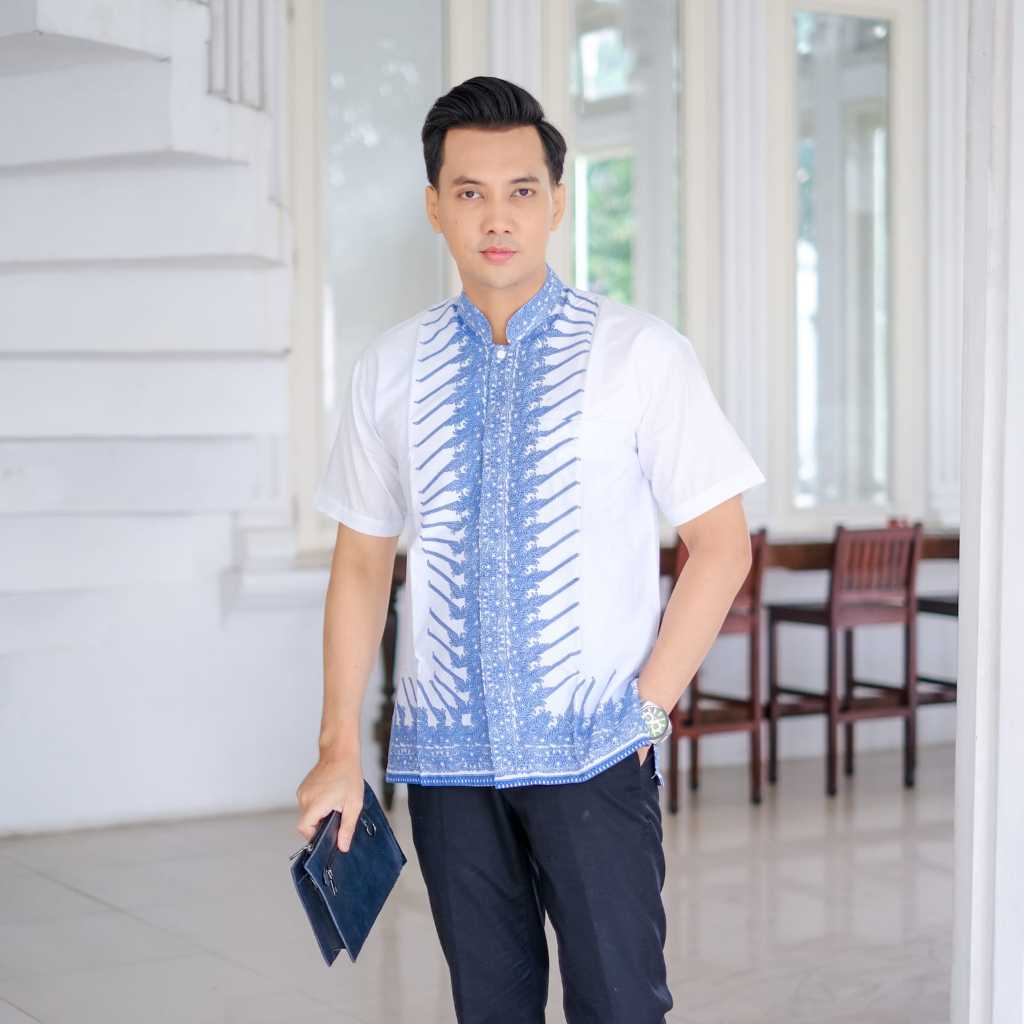 cover-KOKO MODANG PUTIH Kemeja Batik Pria Solo Lengan Pendek Lapis Furing By BATIKSOLOAMANAH-1
