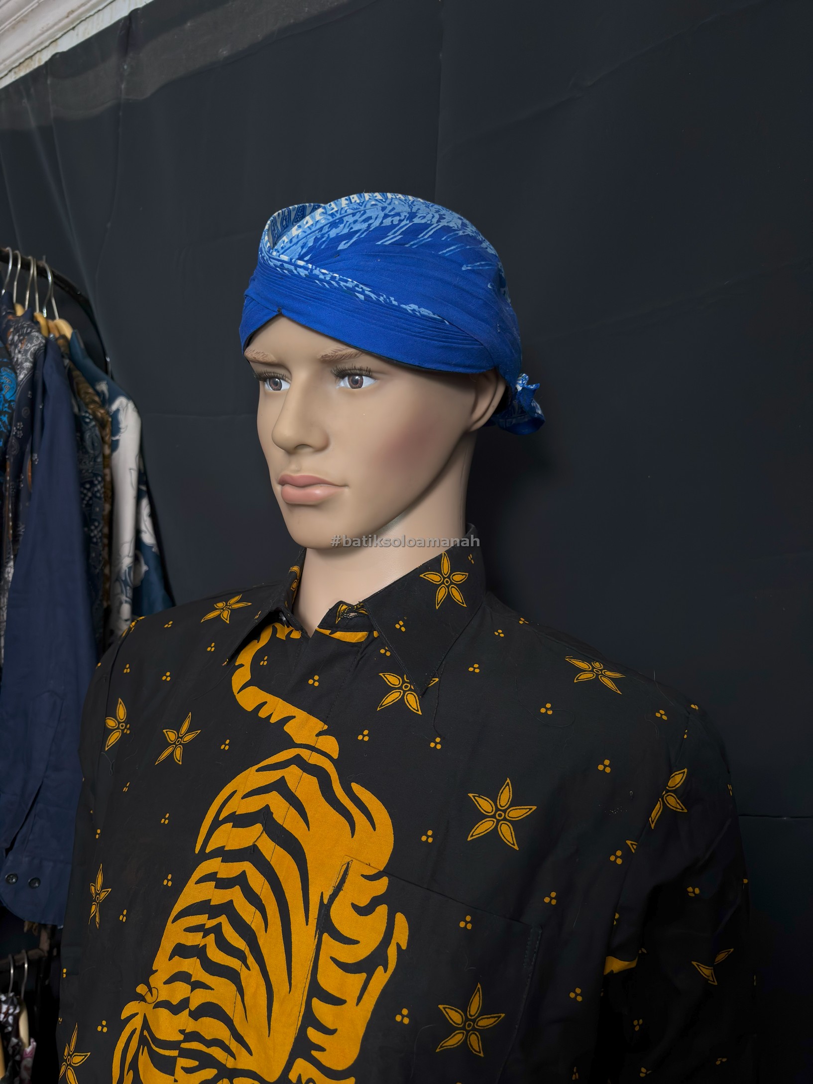 img-BLANGKON JOGJA ALUSAN SAMURAI BIRU PUTIH BISA DILIPAT-3