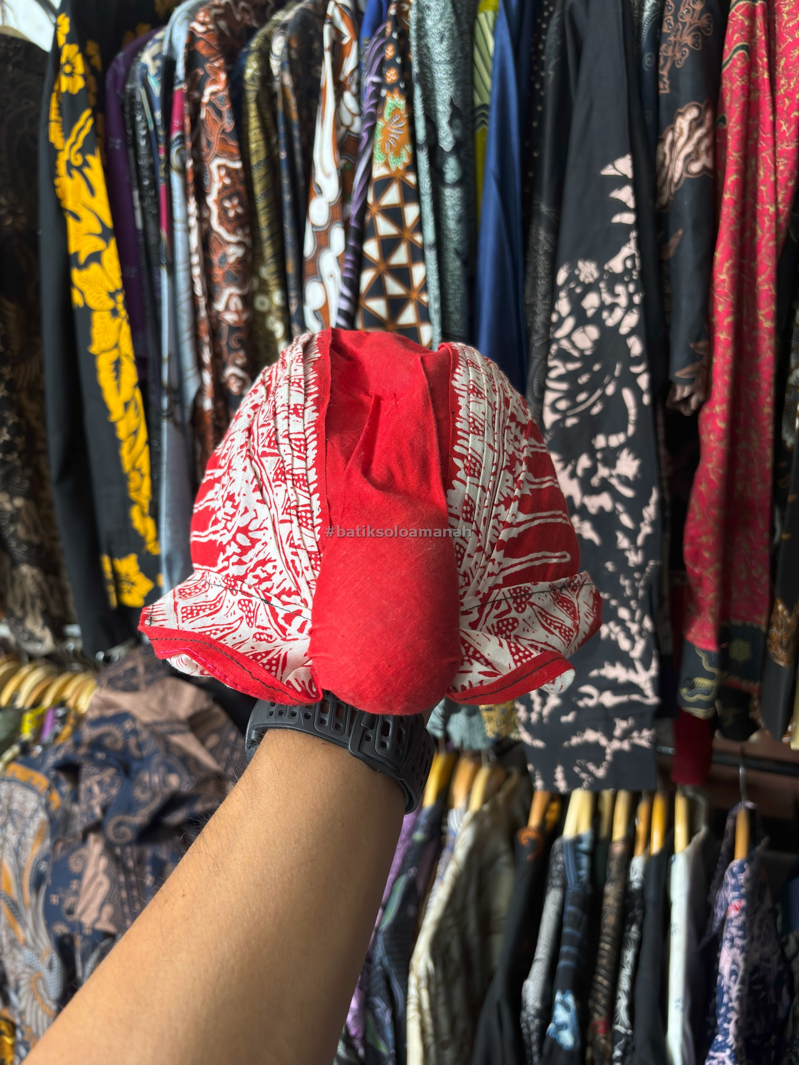 img-BLANGKON JOGJA ALUSAN SAMURAI MERAH BISA DILIPAT-5