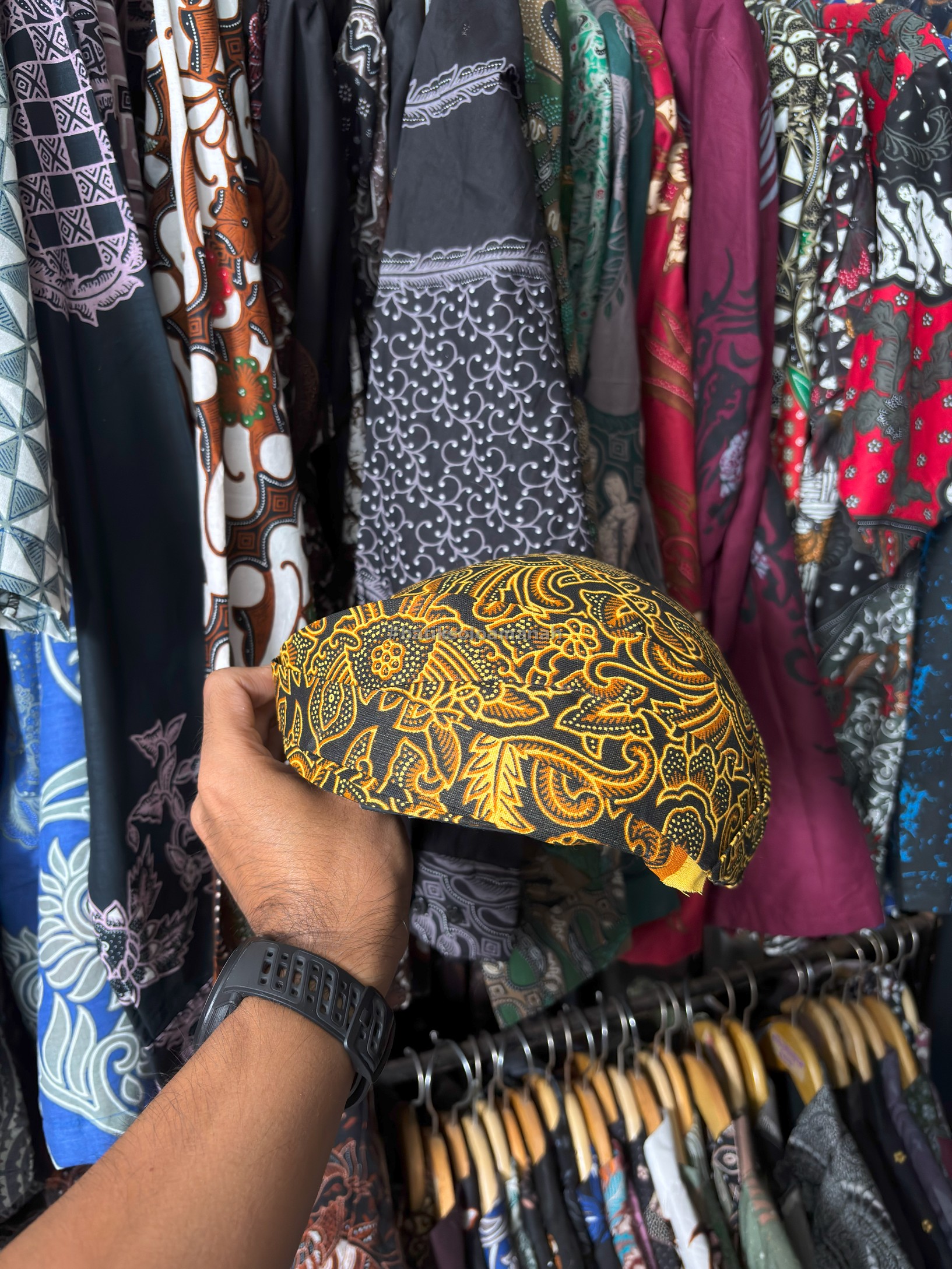 img-BLANGKON SOLO PISANG BALI SOGAN COKLAT-4