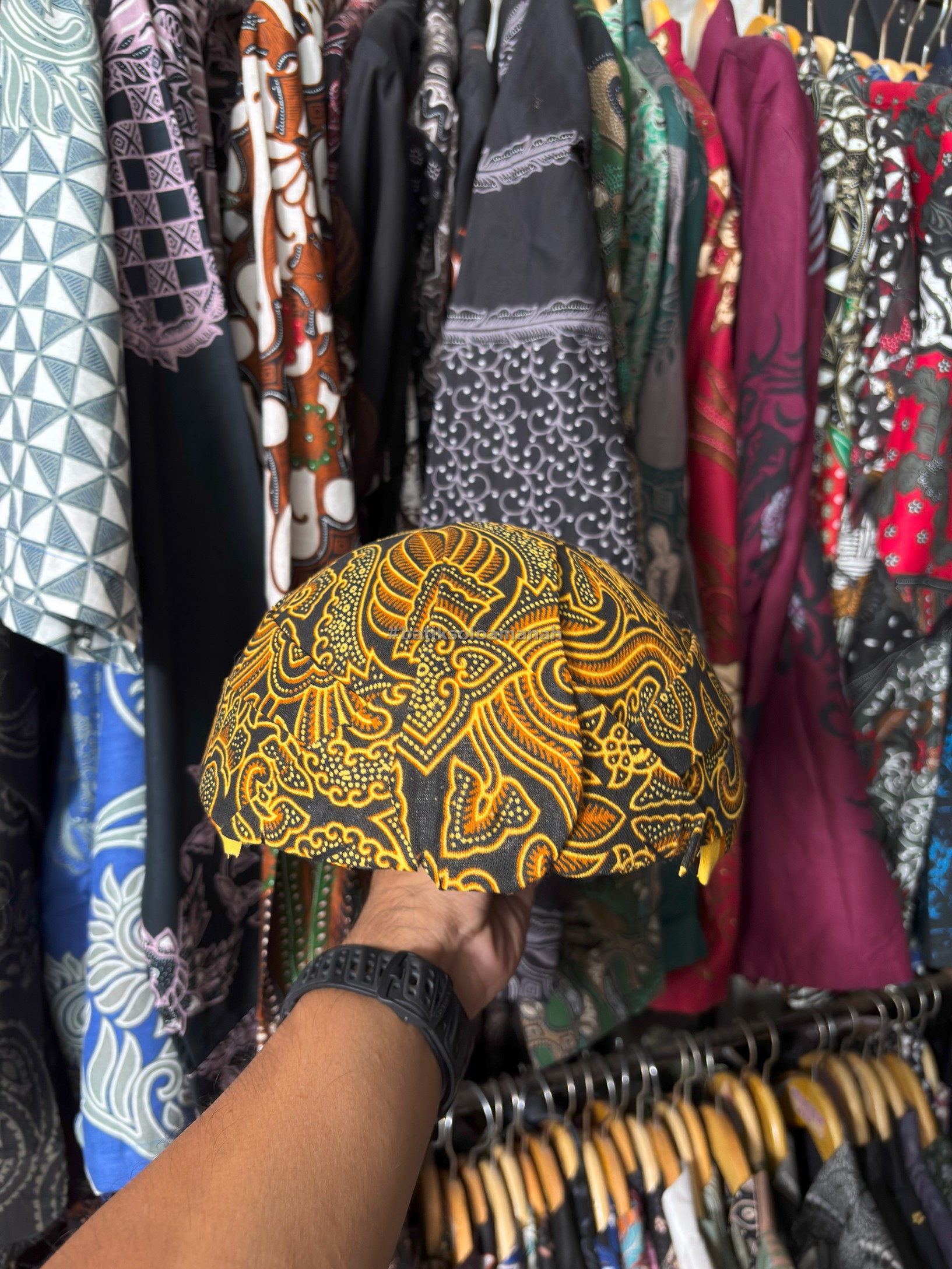 img-BLANGKON SOLO PISANG BALI SOGAN COKLAT-5