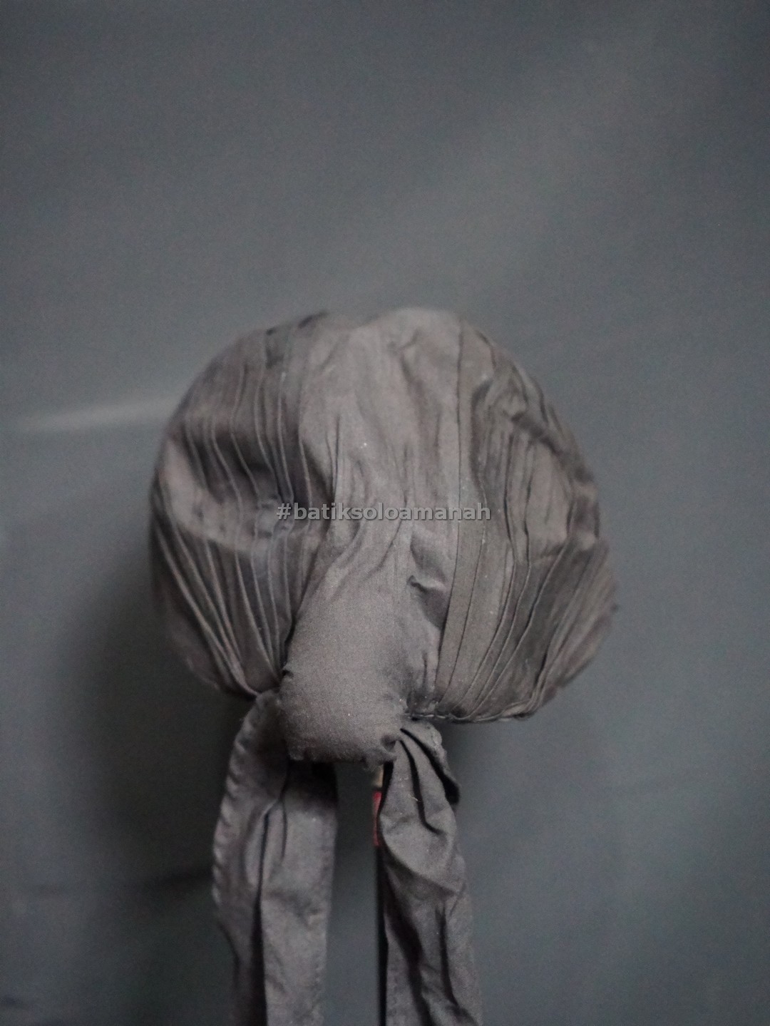 img-BLANGKON JOGJA LIPAT SLIWIR HITAM POLOS SUNAN KALIJAGA-3